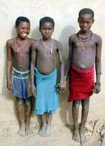 dagara_3_fillettes_p.jpg