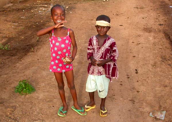 Que deviendront ces enfants, si le lait en poudre importé continue de casser le prix du lait local