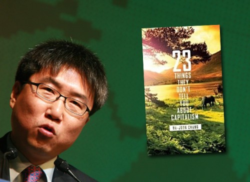 Ha-Joon Chang présentant un de ses derniers livres : 23 choses que l'on ne vous dit pas sur le capitalisme